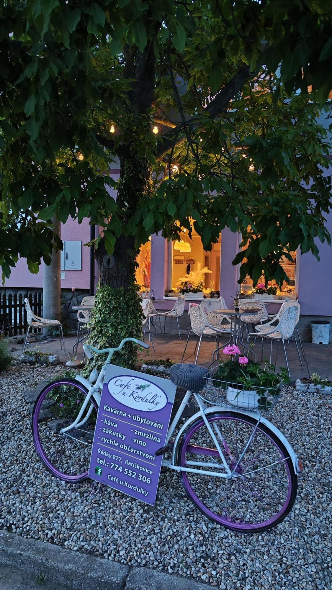 Apartman Cafe U Kordulky Ratiskovice Exterior photo