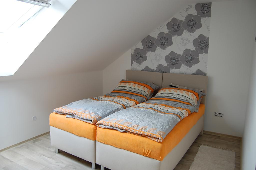 Apartman Cafe U Kordulky Ratiskovice Exterior photo